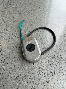 Left Hand Brake Magnet (10 inch)