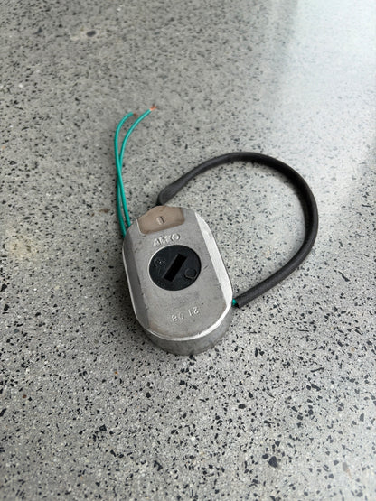Left Hand Brake Magnet (10 inch)