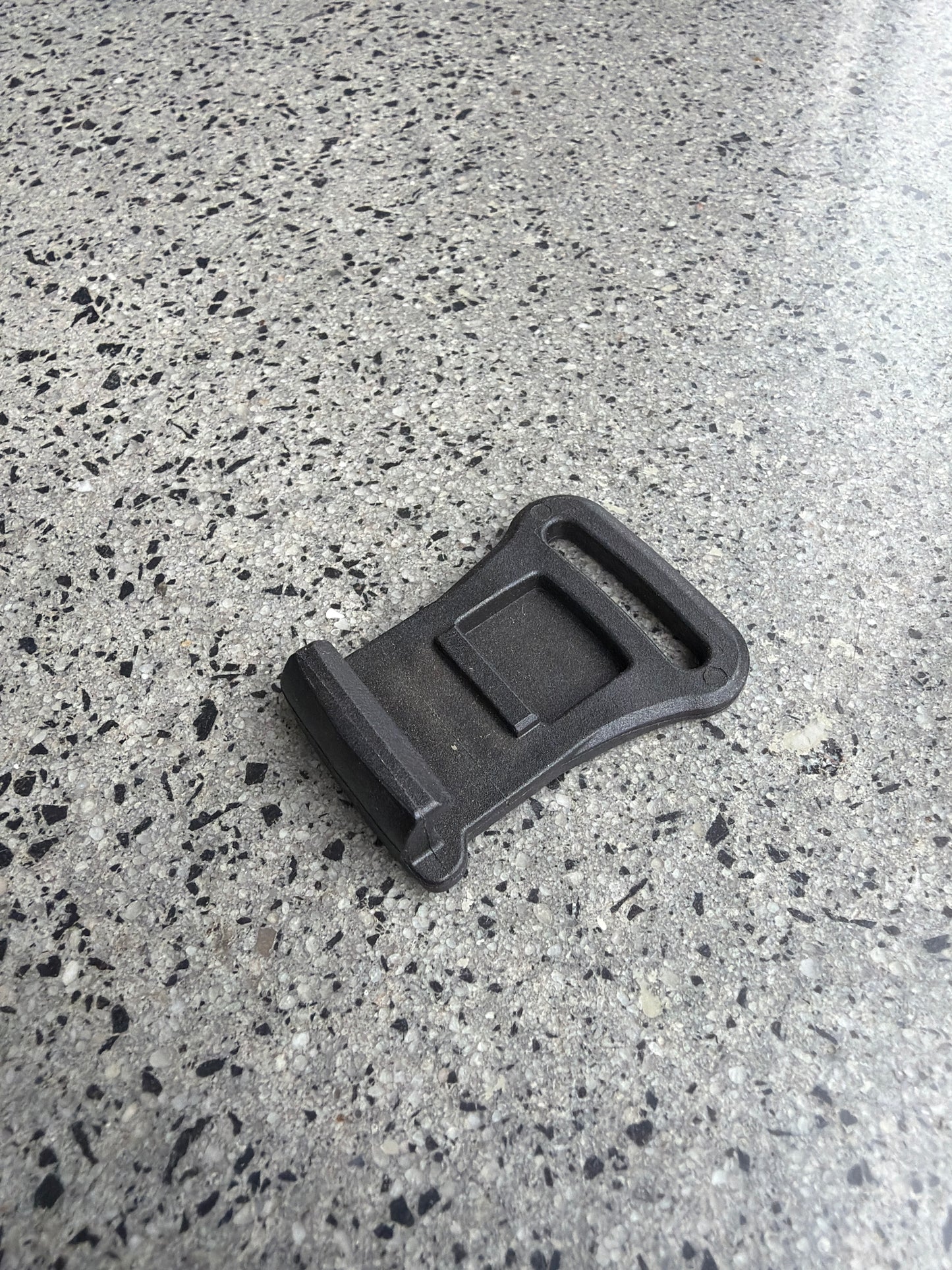 Fidlock Plastic Hook 25 Reverse