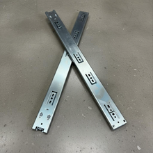 Accuride 22" Self Close Slide 2