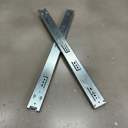 Accuride 22" Self Close Slide 2