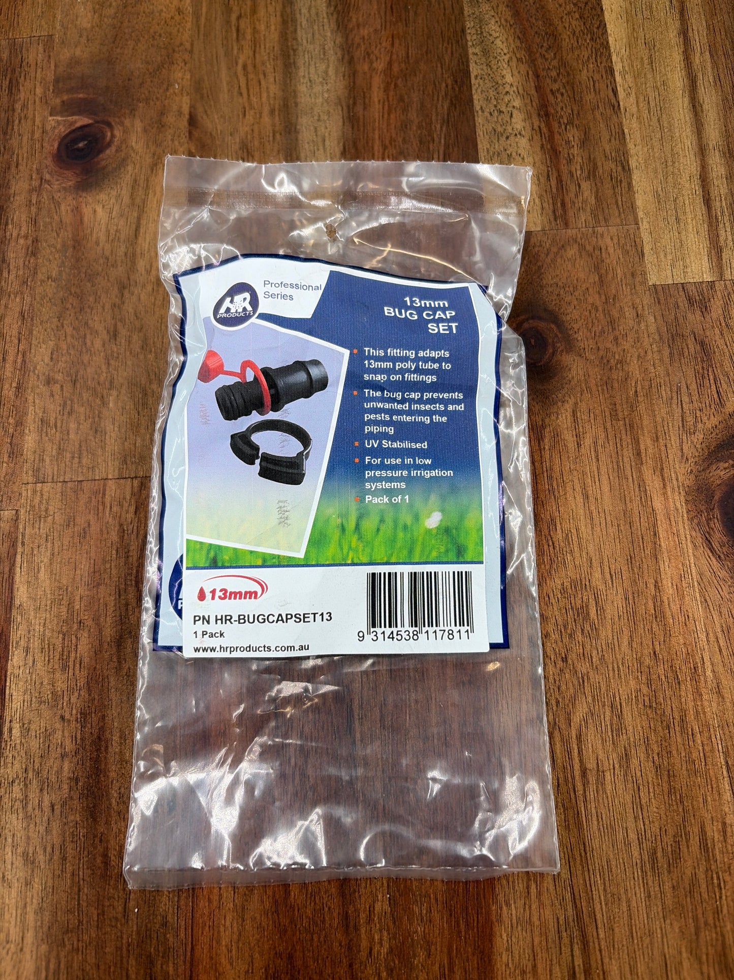 Adaptor with bug cap 2