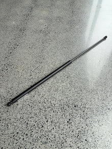 Gas struts for Topaz pop-top (550N)