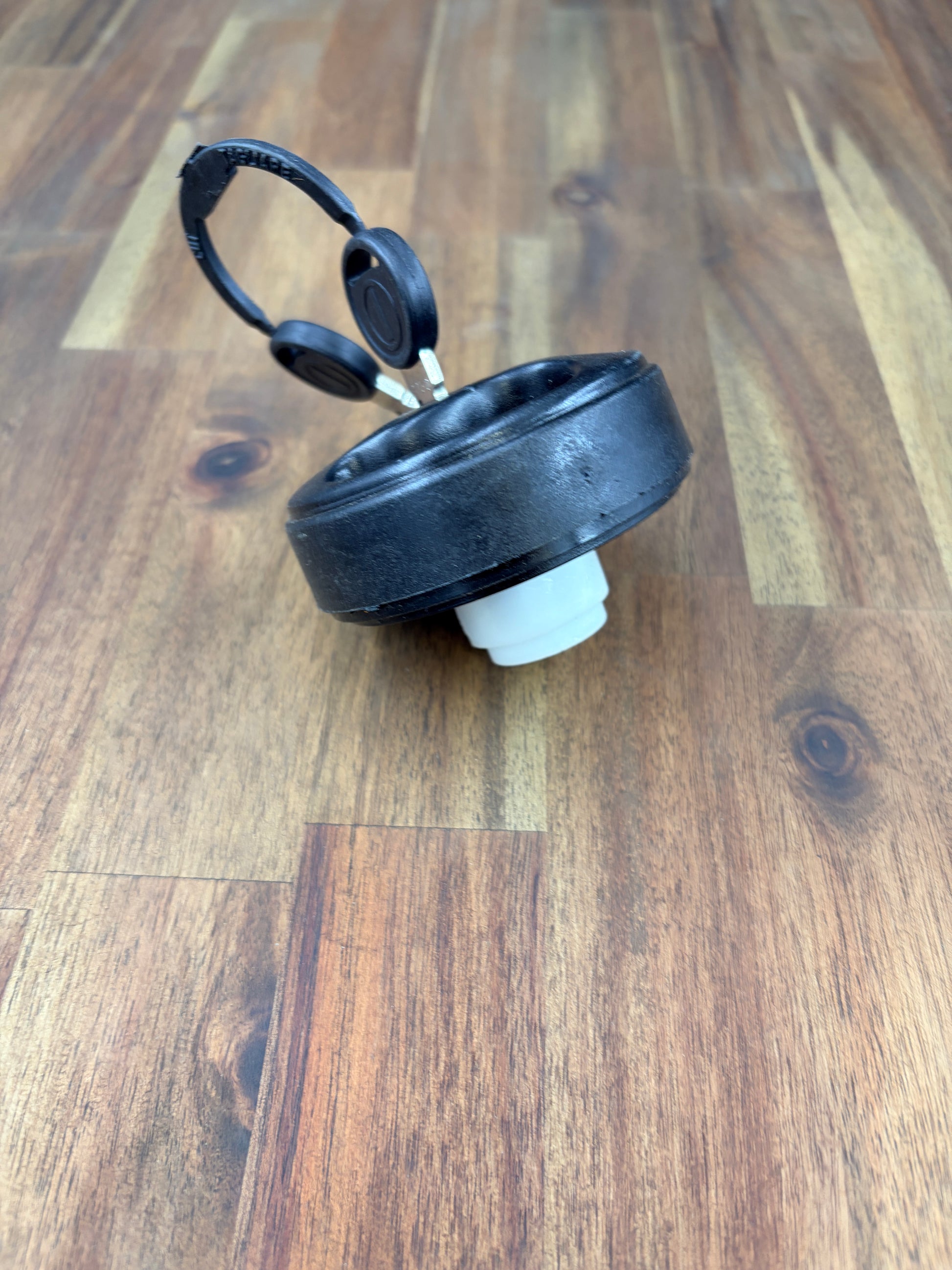 Lockable Water Filler Cap (Mk2) 3