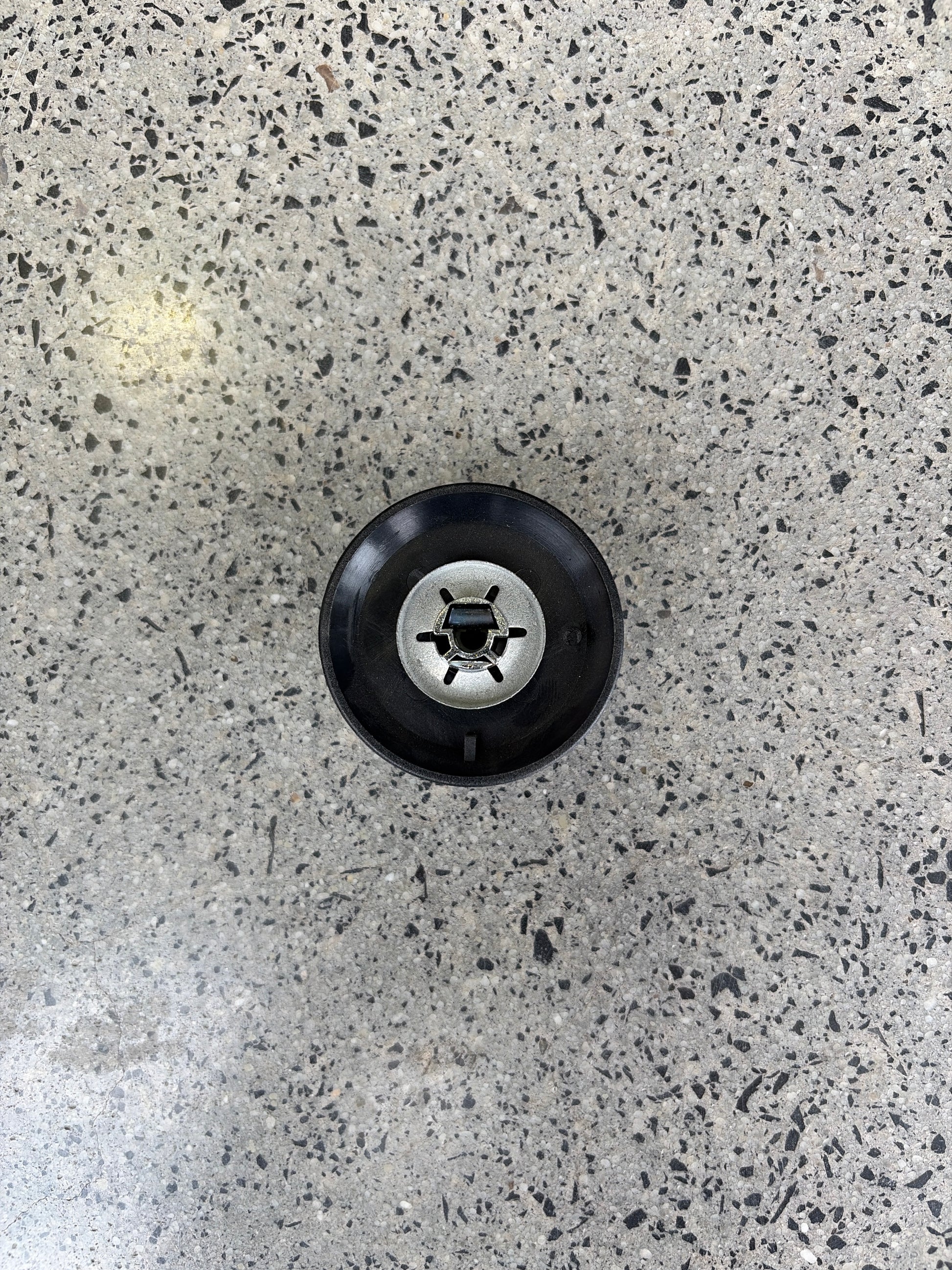 Thetford gas burner knob (shiny silver) 2
