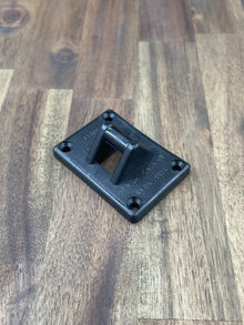 Tvan Bird Beak Wall Plate Side